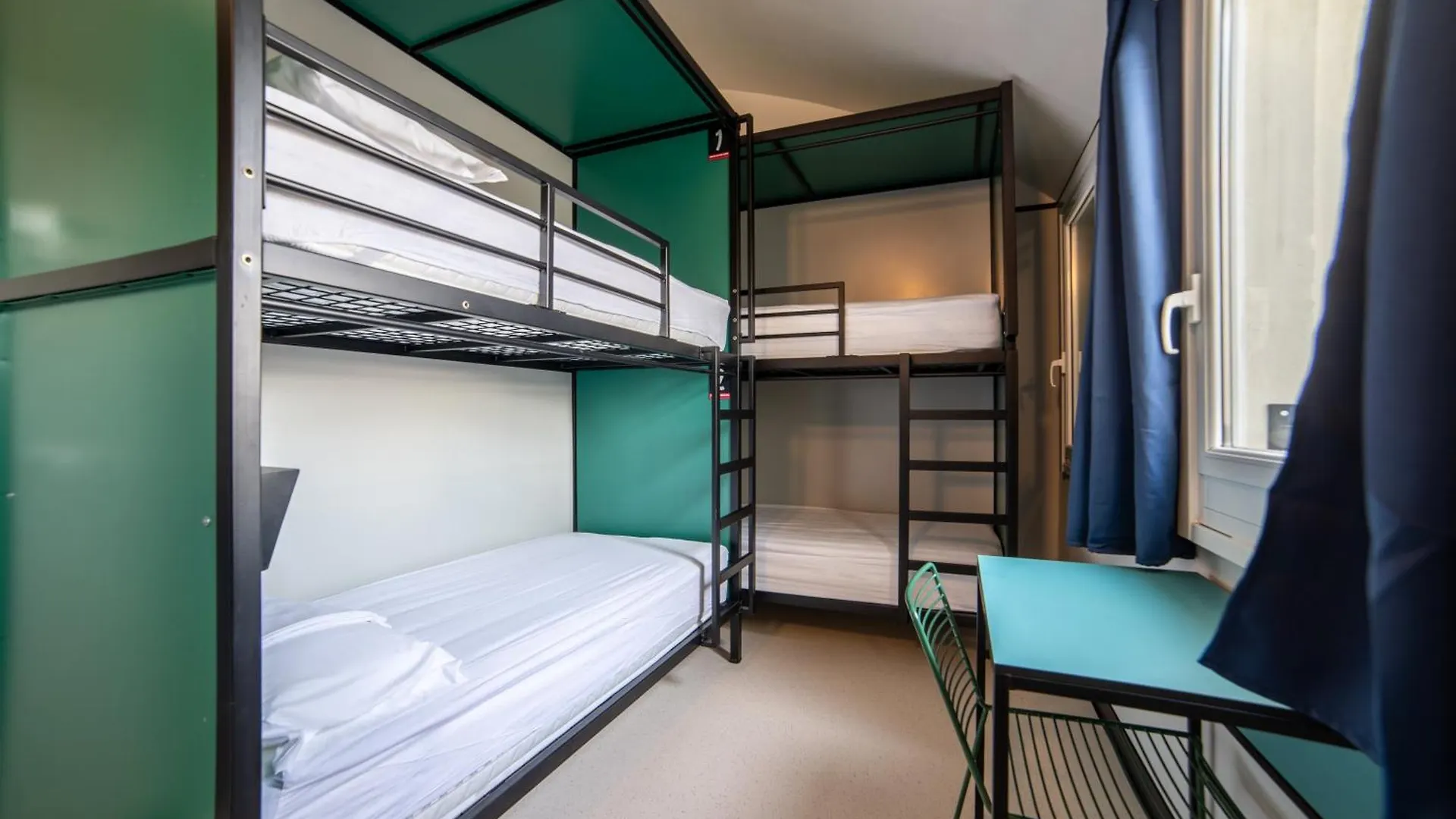 Hostel Yellowsquare Milan